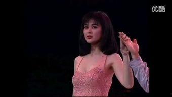 关之琳表情包,笑出腹肌的瞬间